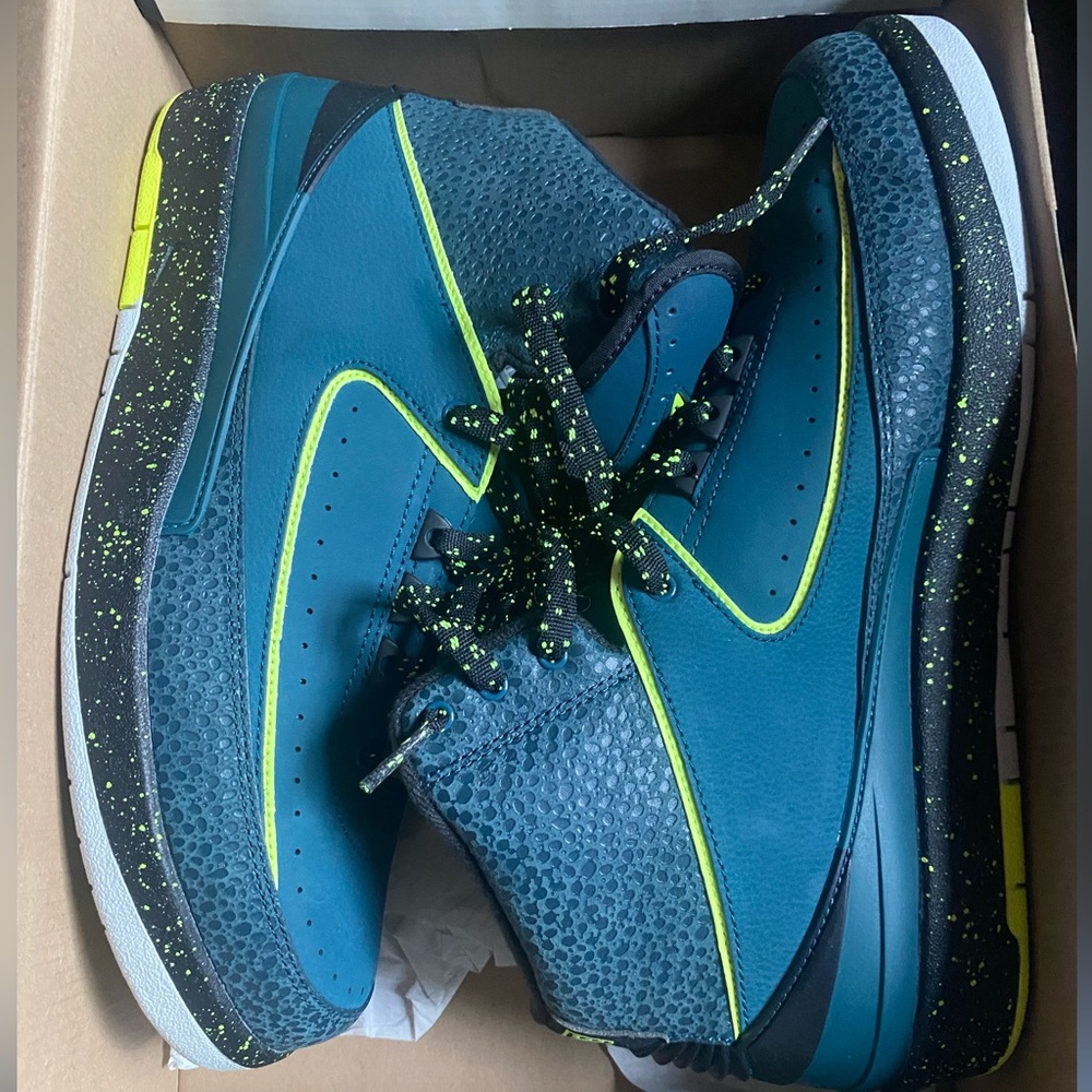 Jordan 2 Retro - Picture 3 of 5